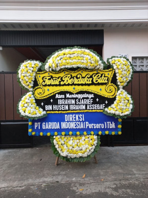 Papan Bunga Duka di Tebas