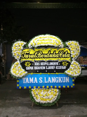 Papan Bunga Duka di Tebas