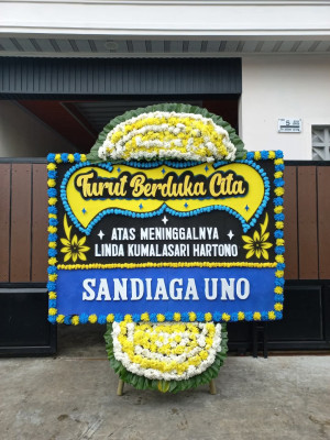 Papan Bunga Duka di Tebas